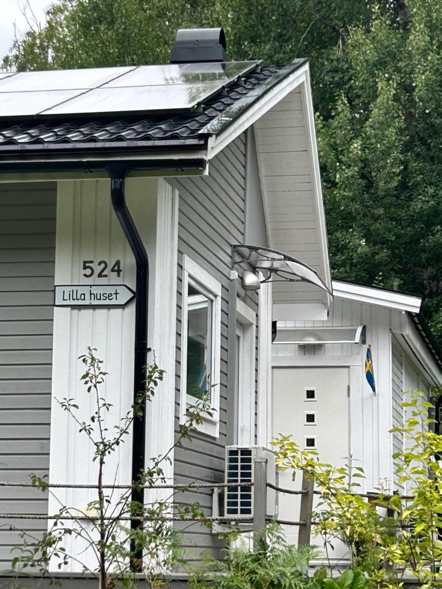 Lilla Huset - Countryside Guesthouse, Free Parking * Örebro