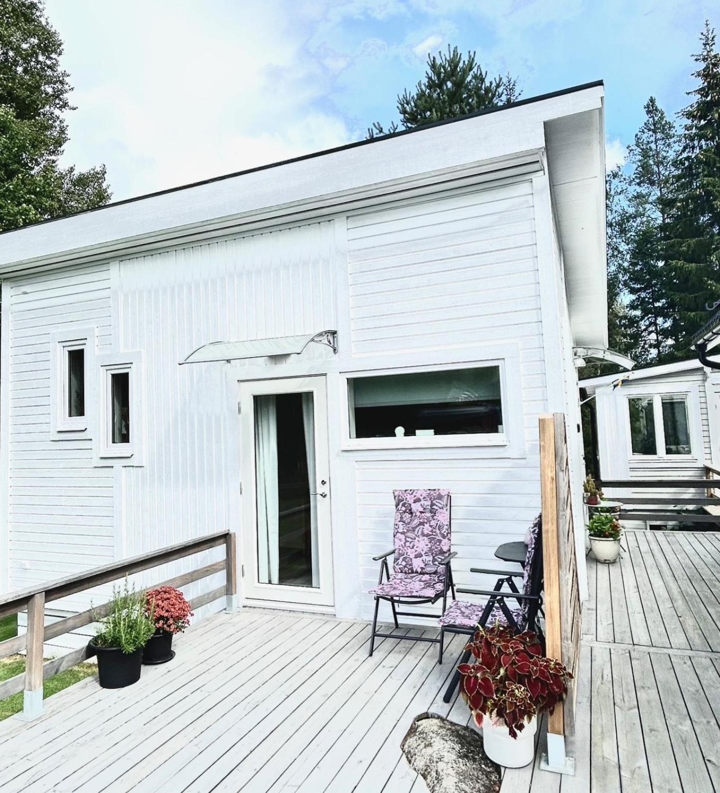 Lilla Huset - Countryside Guesthouse, Free Parking Bed & Breakfast *