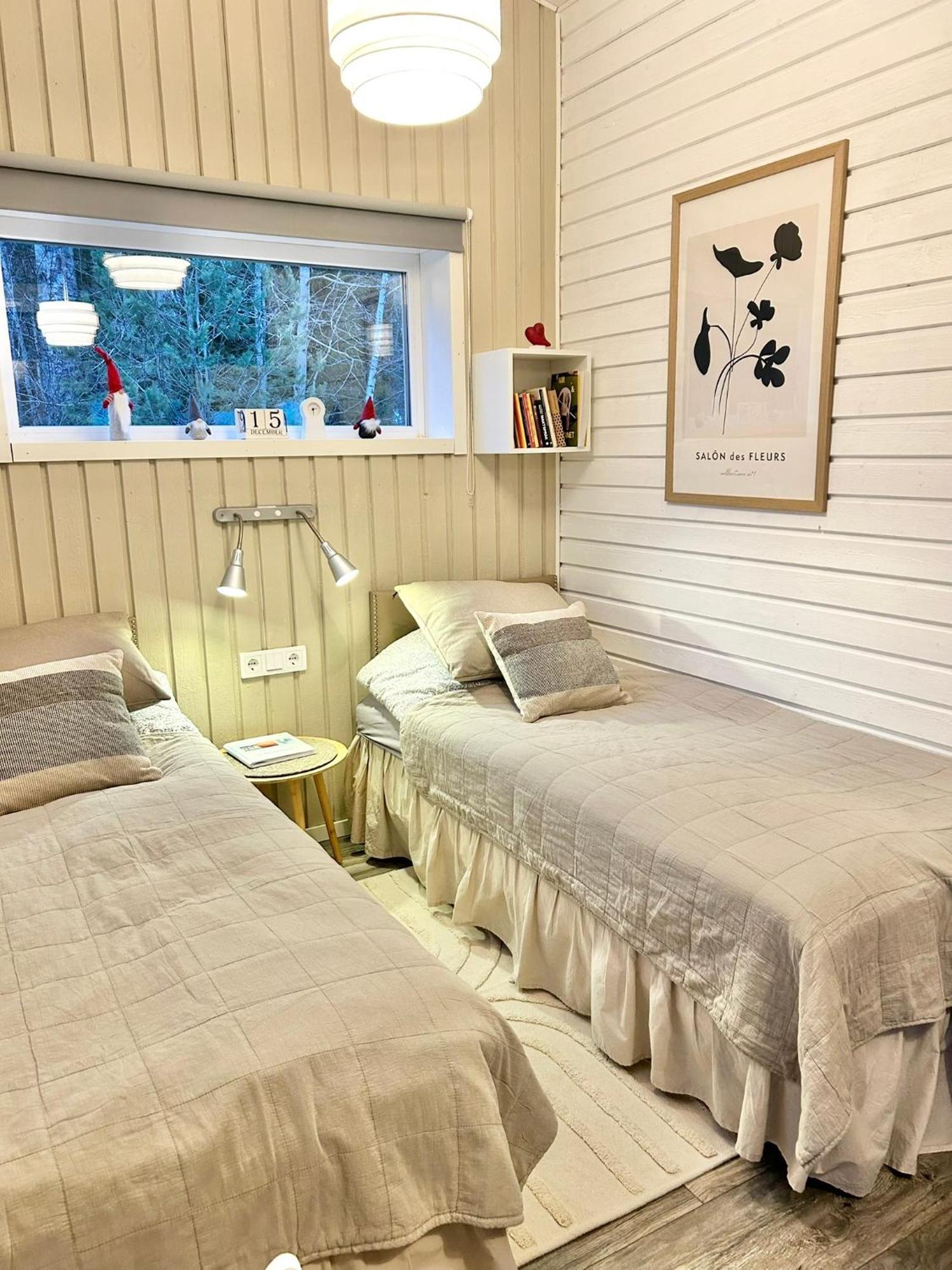 Lilla Huset - Countryside Guesthouse, Free Parking Bed & Breakfast *